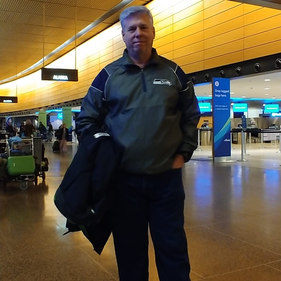 Meet your Posher, Mark - Picture 1 of 1